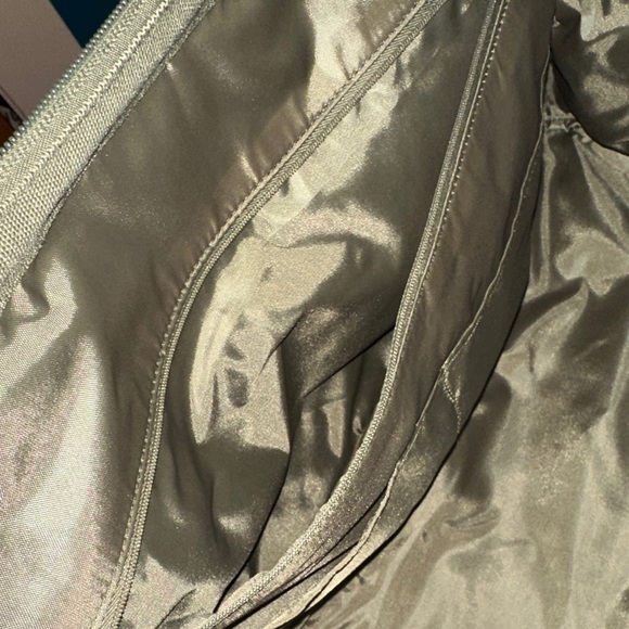 BEIS The Weekender Olive - Travel Bag 49L - Picture 6 of 9